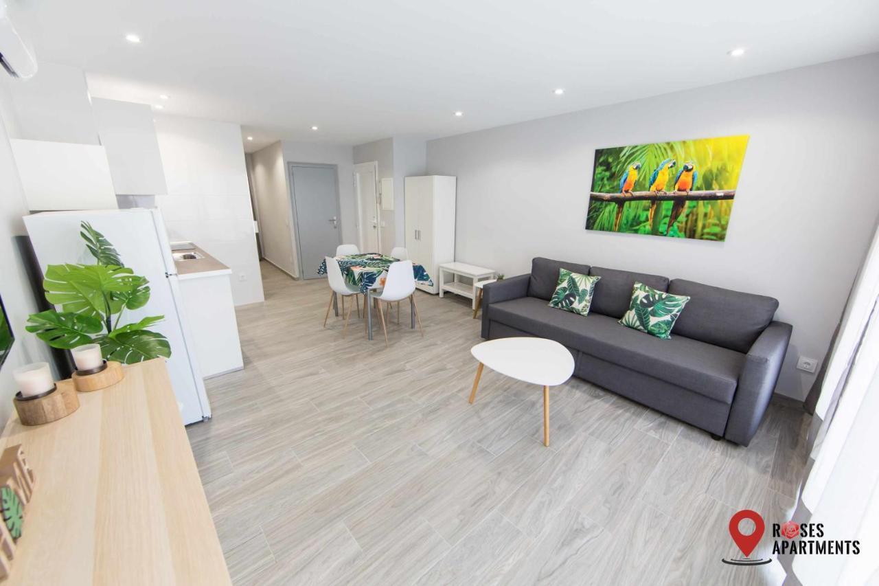 Roses Apartments Tropical Loft Vista Mar Lateral Eksteriør billede